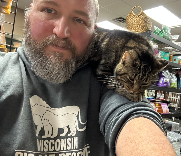 Natural Carnivore Raw Pet Food Store - Johnson Creek, Wisconsin